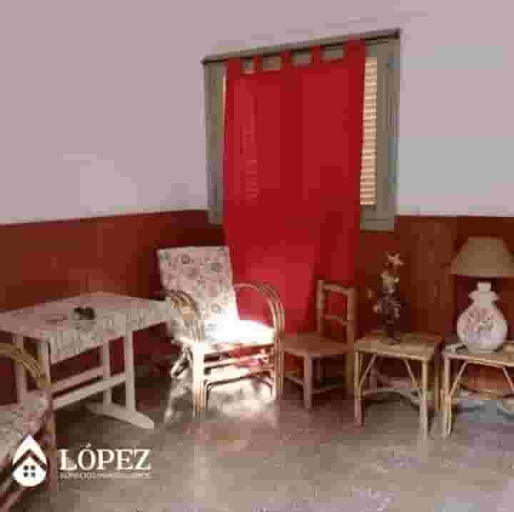 Vendo casa en La Granja - Imagen 4