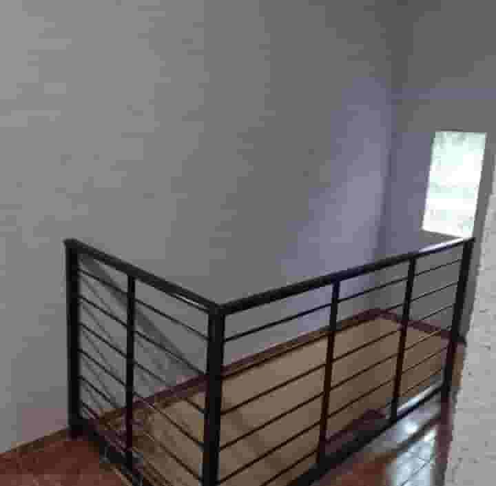 VENDO CASA EN VILLA ANIMI/ calle Ombu - Imagen 2