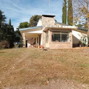 VENDO CASA + CABAÑA EN LAS VERTIENTES DE LA GRANJA| Calle El Cacique