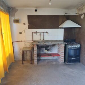 Vendo casa a refaccionar en El Manzano| a 200mts de la E-53